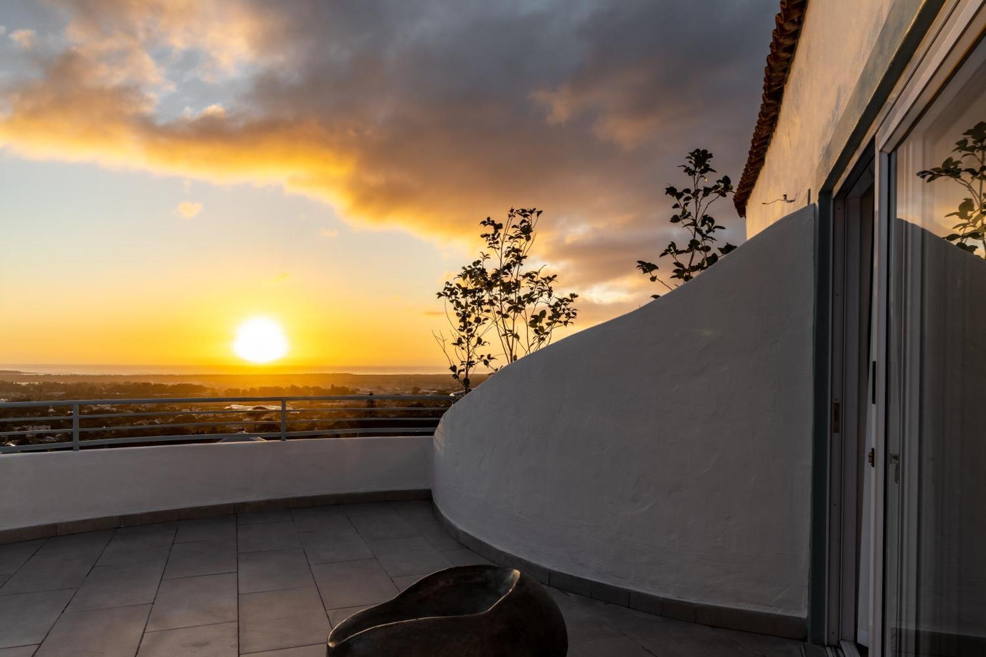Capri Sands Luxury Guest House Crawley 外观 照片